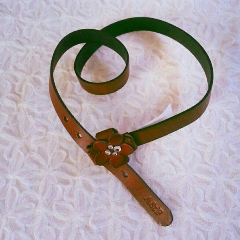 Abercrombie & Fitch Brown floral Genuine leather belt
